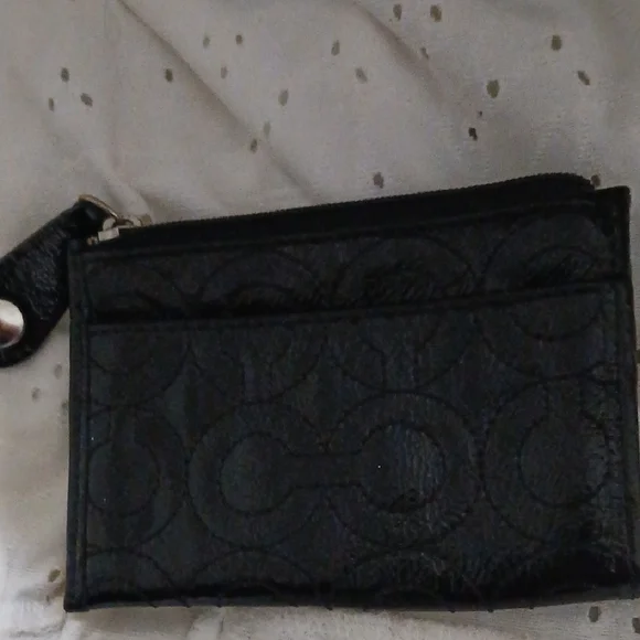 COACH Black Quilted Leather Wallet with Zipper Closure COIN PURSE - Picture 3 of 5